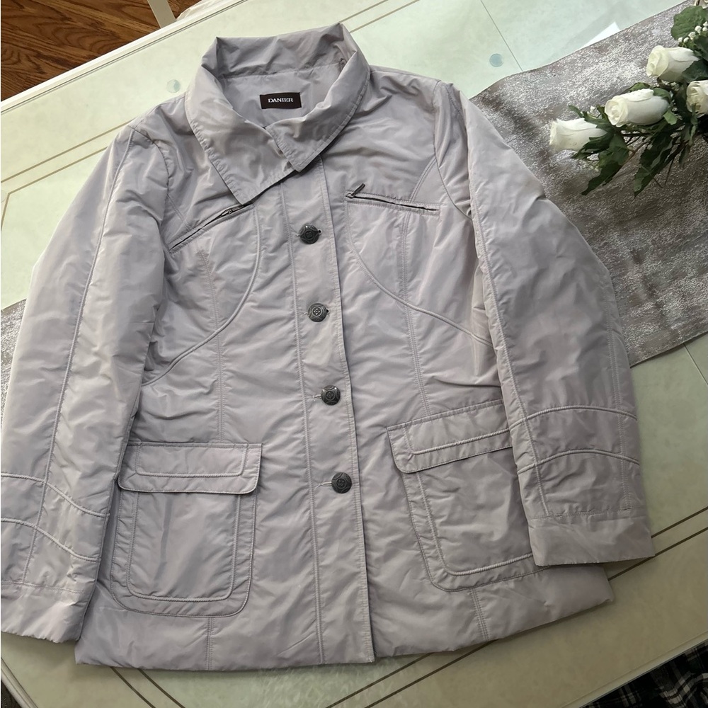 Danier women’s jacket - Picture 5 of 16